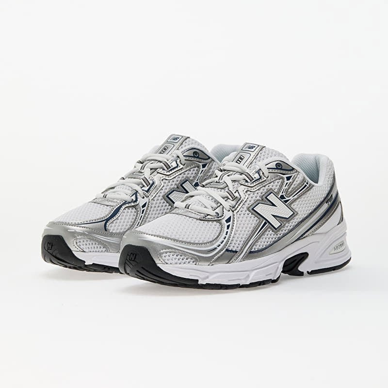 new balance 740